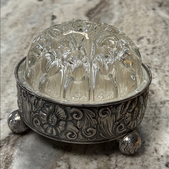Vintage VMC Clear Glass Floral Frog with Silver Plate Stand Denmark France - Picture 1 of 10